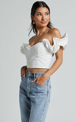 Moirah Top - Off Shoulder Sleeve Sweetheart Cropped Bustier in White